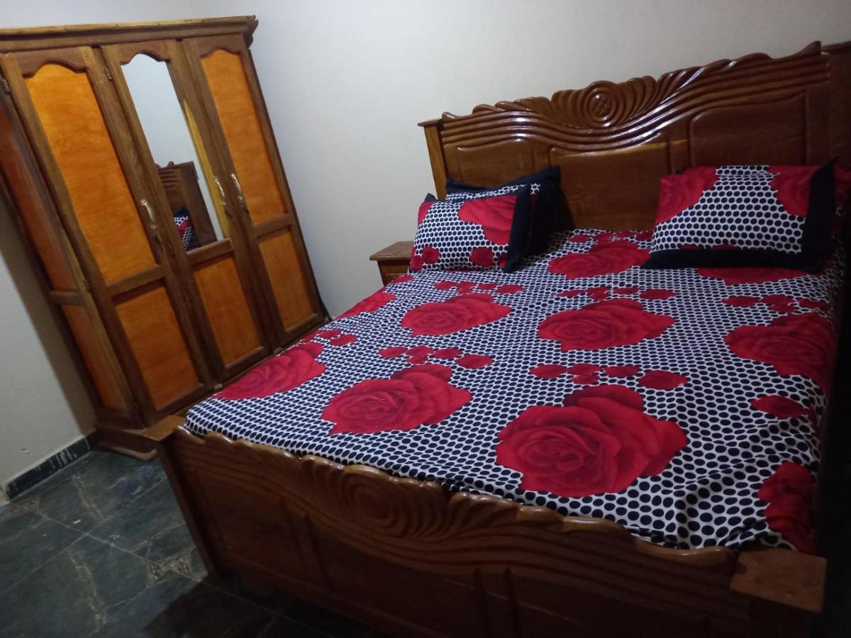 Three Sisters Guest House Kololi Dış mekan fotoğraf